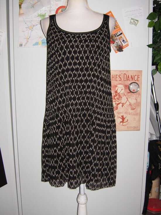Club Monaco Dresses & Skirts - Club Monaco Dress 2